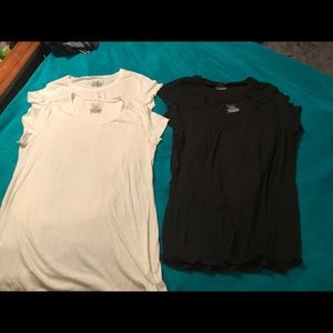 EUC lot of 4 XXL No Boundaries t-shirts